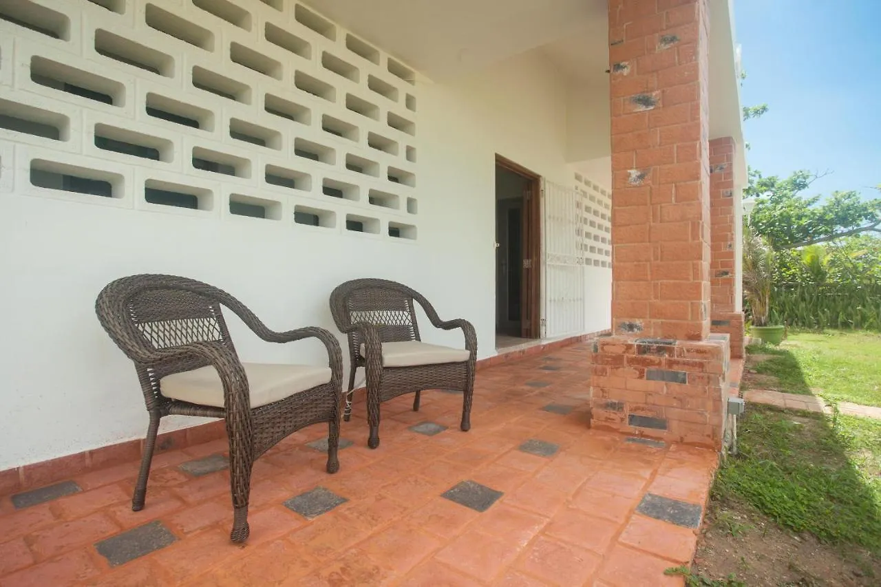 Apartment Beachfront Apt On Aguada-5Min From Rincon
