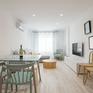 https://amplio-moderno-y-centrico-apartamento-en-granada.es-andalucia.com
